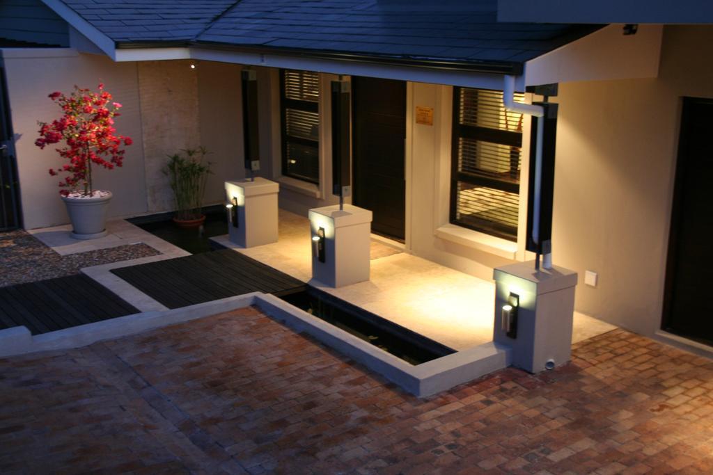 Keren'S Vine Guesthouse ステレンボッシュ エクステリア 写真